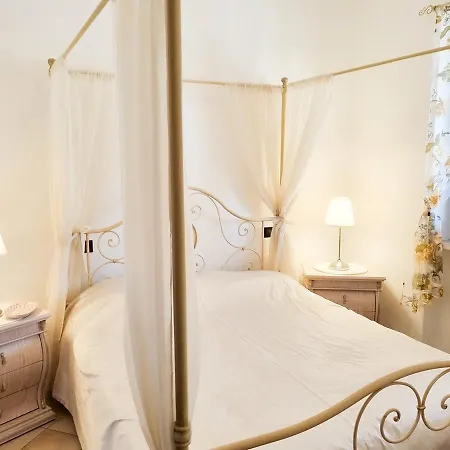 2-bed In Abruzzo Italy 15 Minute To Sea *